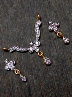 CZ Pendant With Earrings